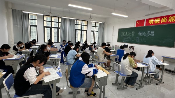 岳阳市巴陵职业技术学校,岳阳软件与信息服务,计算机应用招生